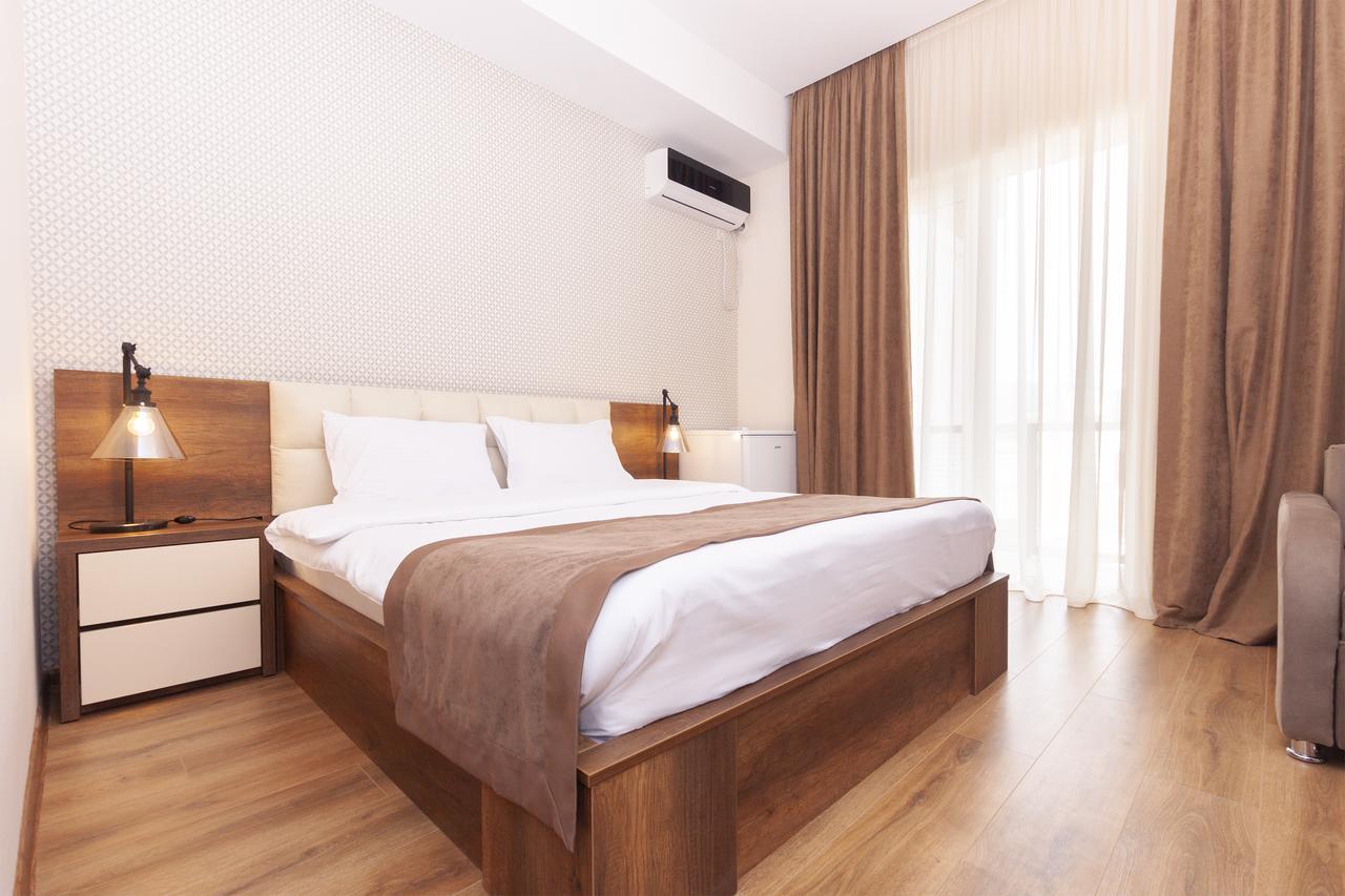 Hotel Amser Tbilisi Esterno foto