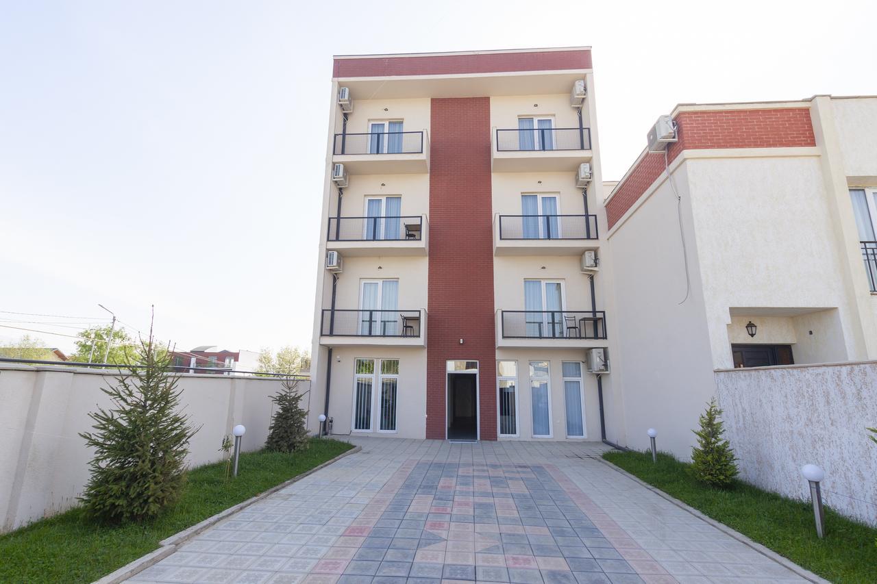 Hotel Amser Tbilisi Esterno foto
